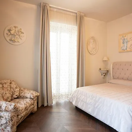 Appartamento Charme & Chic *